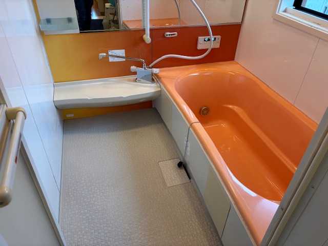 神奈川県保土ケ谷区で清掃後にガラスコーティングを行いました。【施工事例122】