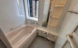 神奈川県大和市で浴室のガラスコーティングを行いました。【施工事例135】