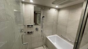 東京都江東区豊洲にてお風呂（浴室）のガラスコーティングを行いました。【施工事例143】