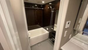 東京都江戸川区東小松川でマンション、お風呂（浴室）のガラスコーティングを行いました。【施工事例144】